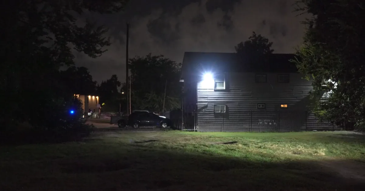 Houston Police Investigate Homicide After Body Found in Trash Can at Third Ward Apartment Complex, With Two Persons of Interest Questioned
